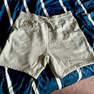 Men’s Gymshark Crest Shorts Light Gray Marl Size Medium